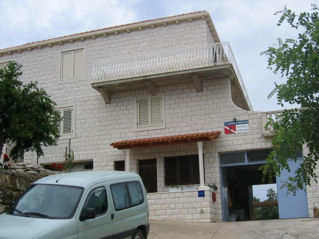 Diving Apartments 莫鲁纳特 外观 照片